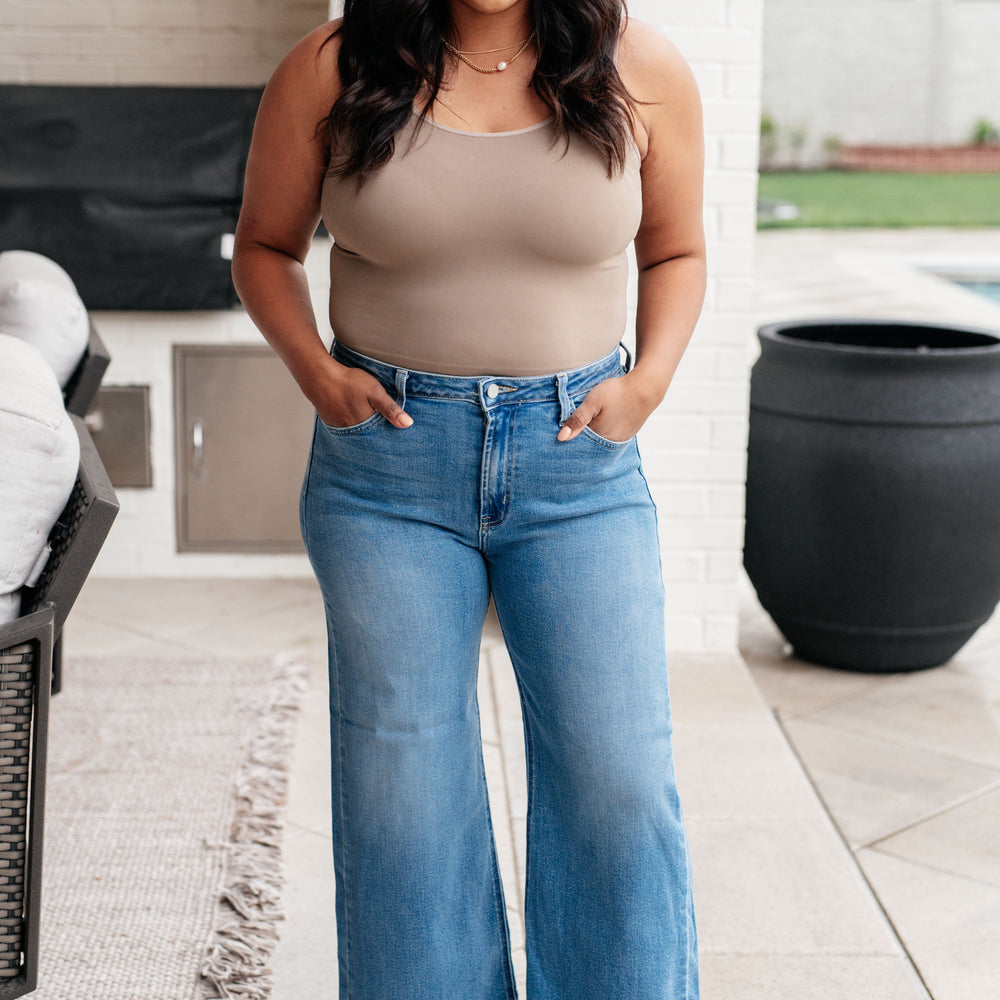 
                      
                        Hayes High Rise Wide Leg Crop Jeans
                      
                    