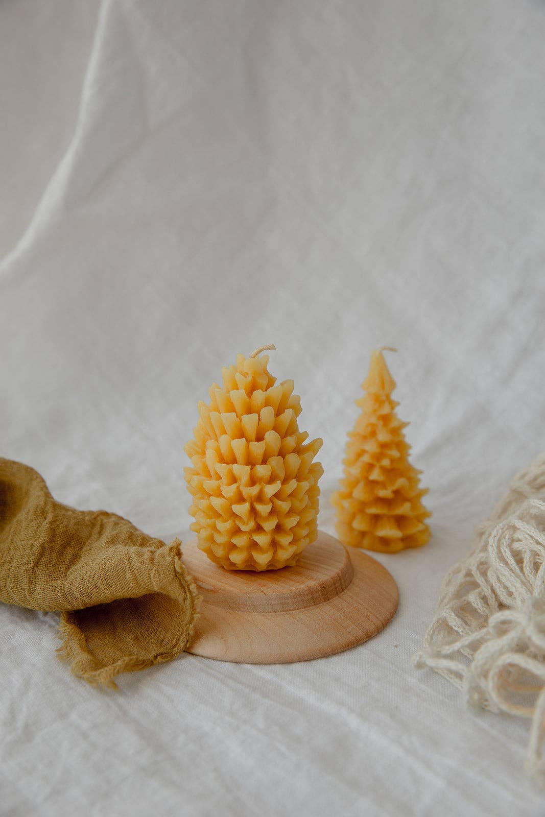 Festive Beeswax Tree Candle - Sustainable Holiday Candles